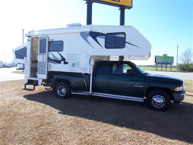 Used 2006 Host Campers Yukon 11.50SS Truck Camper For Sale